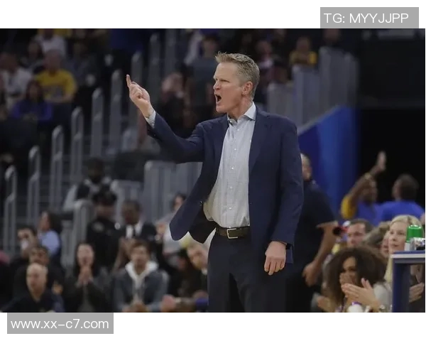 科尔谈球队健康管理强调保持首发阵容连续出战的挑战