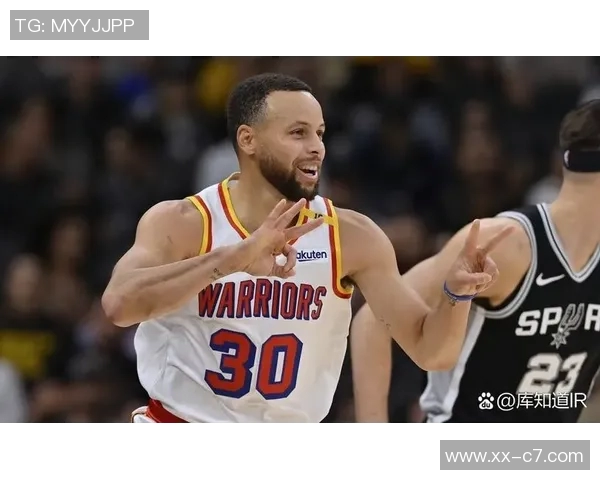 库里谈41分钟比赛表现身体状态良好明日背靠背出战仍需观察