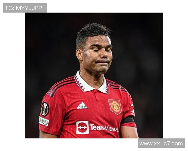 锁喉行为引争议卡塞米罗直红对手却未受罚达洛黄牌背后真相解析