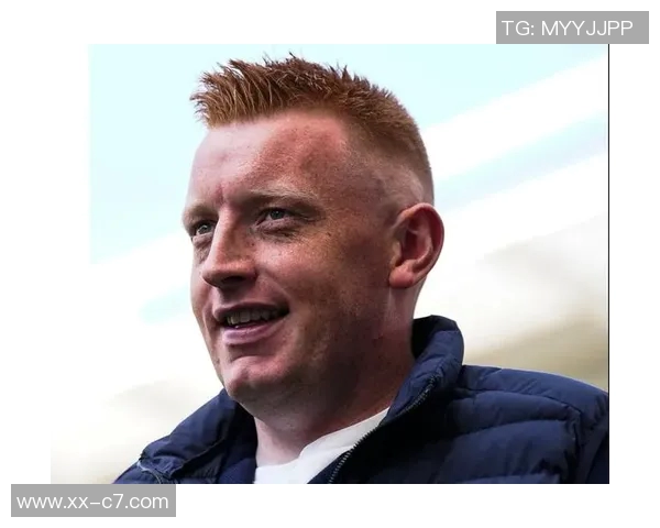 南安普顿主帅斯蒂尔因联赛五轮不胜遭解职球队急需重振士气